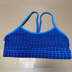 LULULEMON SPORTS BAR